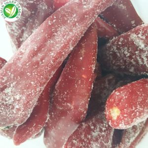 Peperoni rossi a dadini congelati